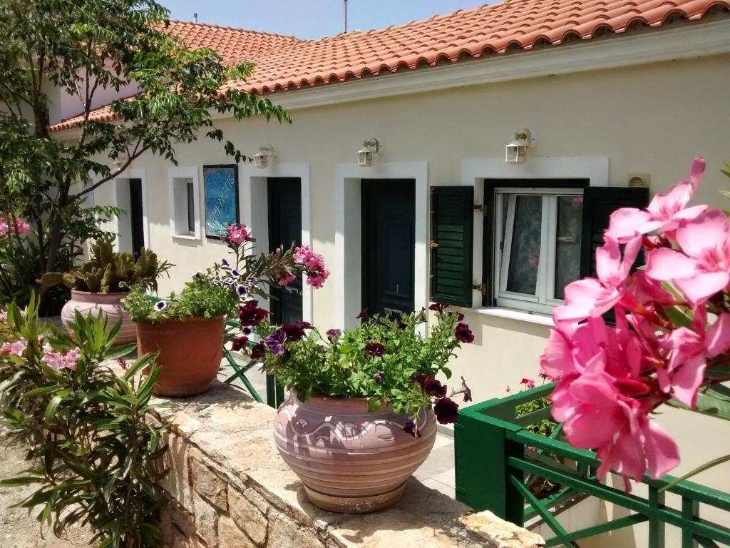 Armenistis View Studios Exterior photo